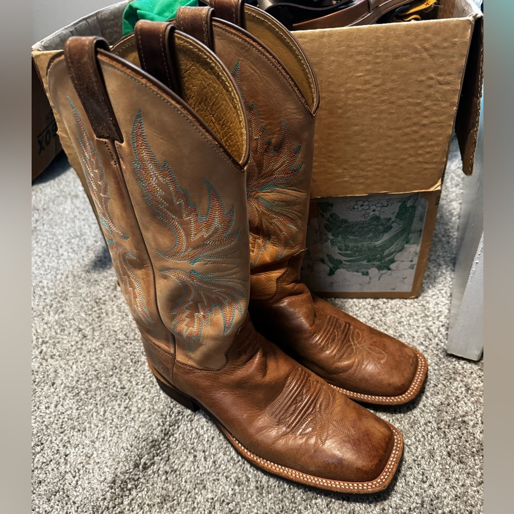 Ariat Western Boot EUC